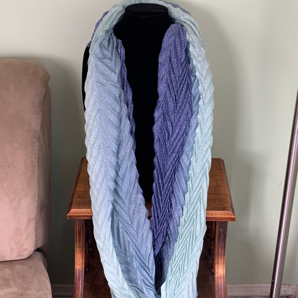 Infinity Scarf - Picture 2 of 2
